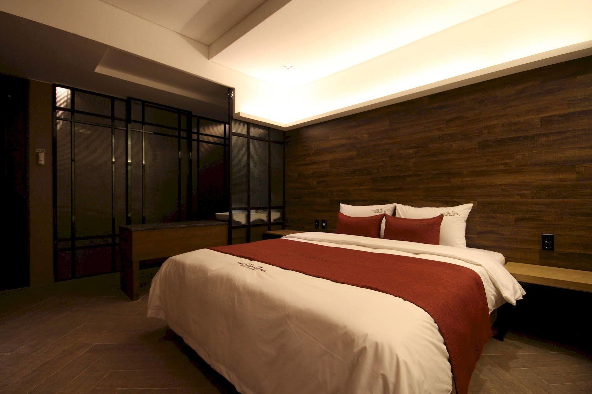 The Club Hotel Seomyeon Μπουσάν Εξωτερικό φωτογραφία